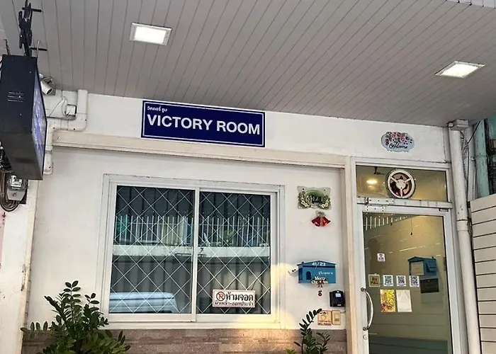 Victory ホステル *